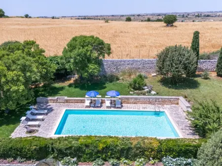 Scifazzo, villa sicilienne du XVIIIe avec piscine : photo 4