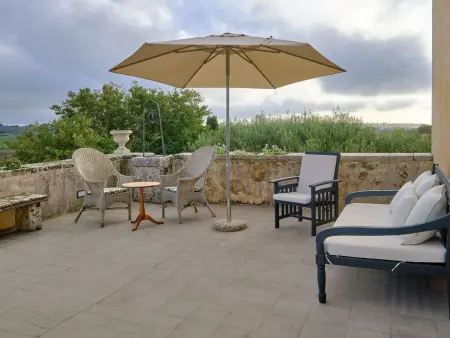 Scifazzo, villa sicilienne du XVIIIe avec piscine : photo 7