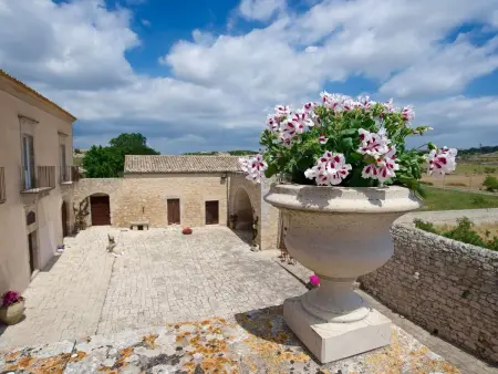 Scifazzo, villa sicilienne du XVIIIe avec piscine : photo 48