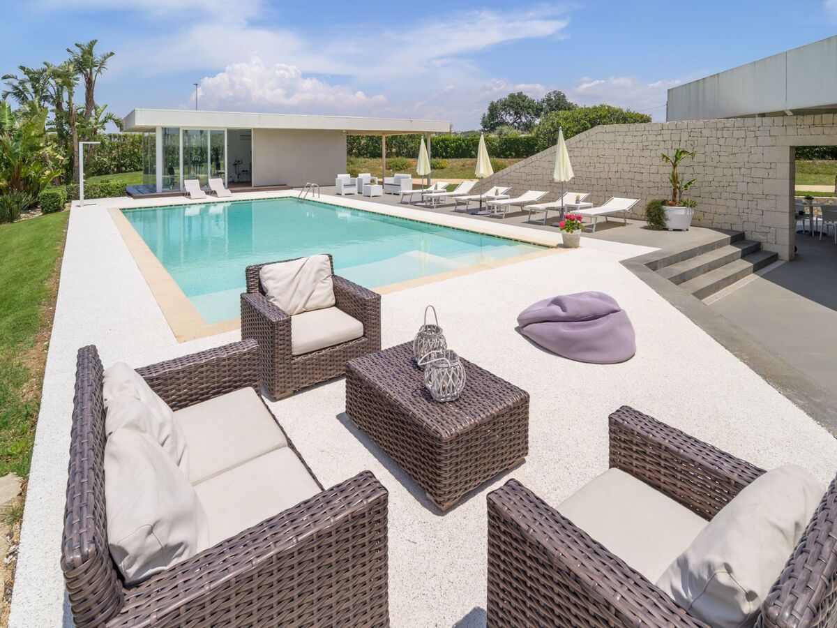 Villa Venere à Marina di Ragusa - Piscine et jardin - Photo 10