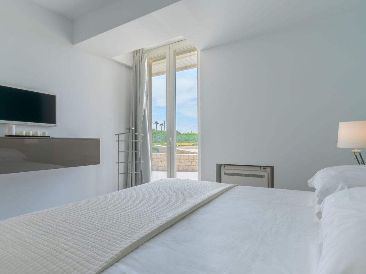 Villa Venere à Marina di Ragusa - Piscine et jardin - Photo 12