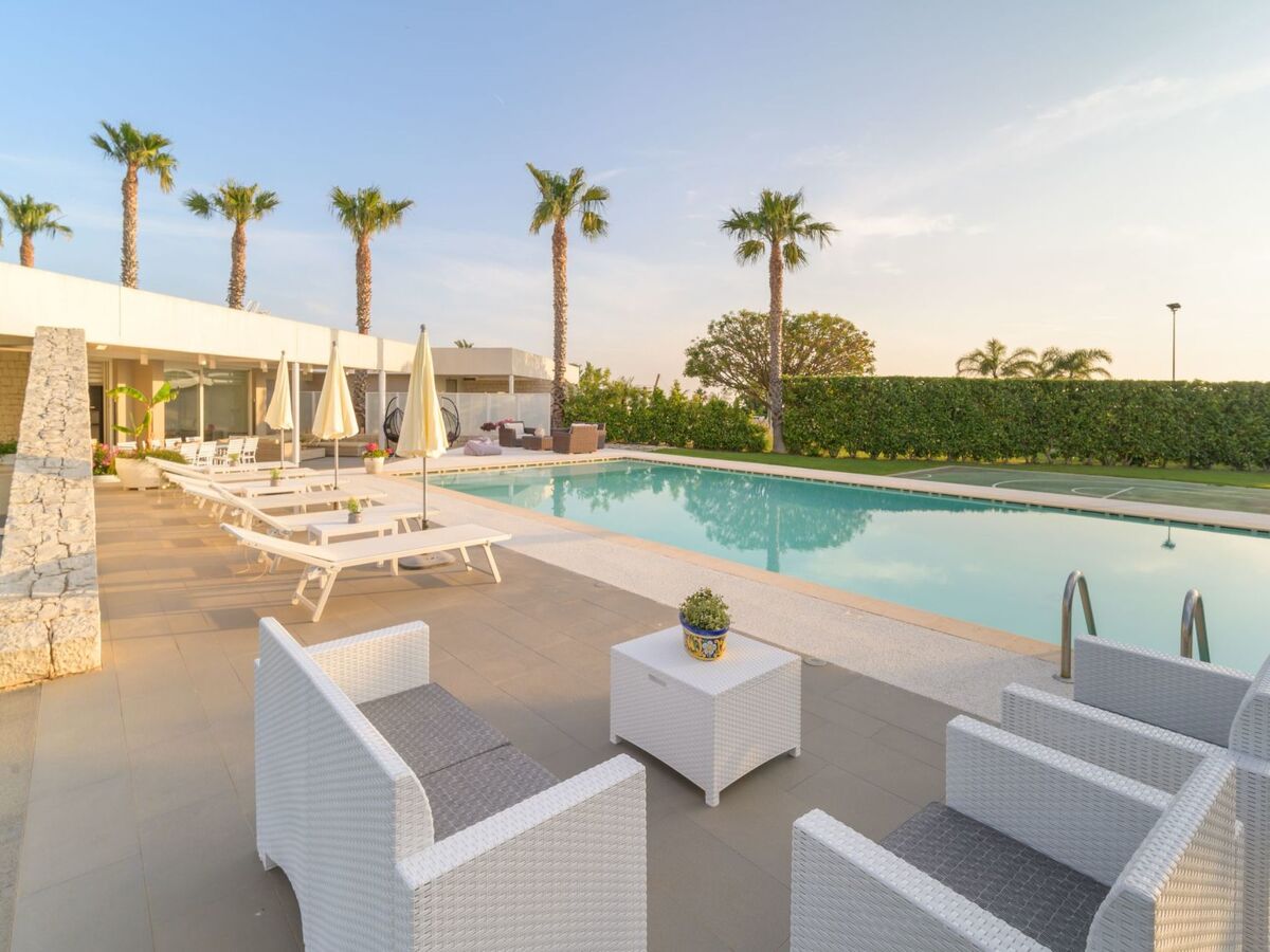 Villa Venere à Marina di Ragusa - Piscine et jardin - Photo 14