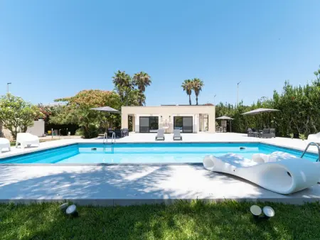 Location maison à Marina di Ragusa, Nereide, Luxusvilla mit Pool am Meer