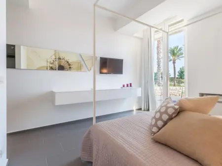 Villa Anthea à Marina di Ragusa, piscine et terrain de foot : photo 39