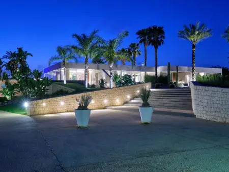Villa Anthea à Marina di Ragusa, piscine et terrain de foot : photo 42