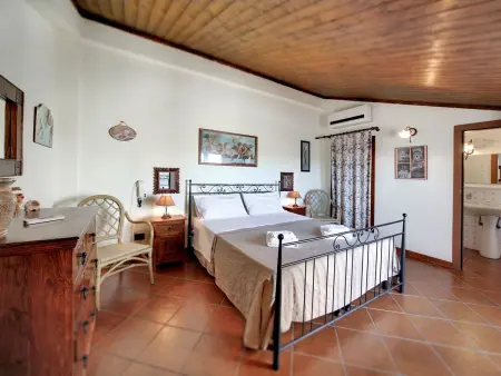 Villa 4 chambres avec piscine et jacuzzi à Marina di Ragusa : photo 8
