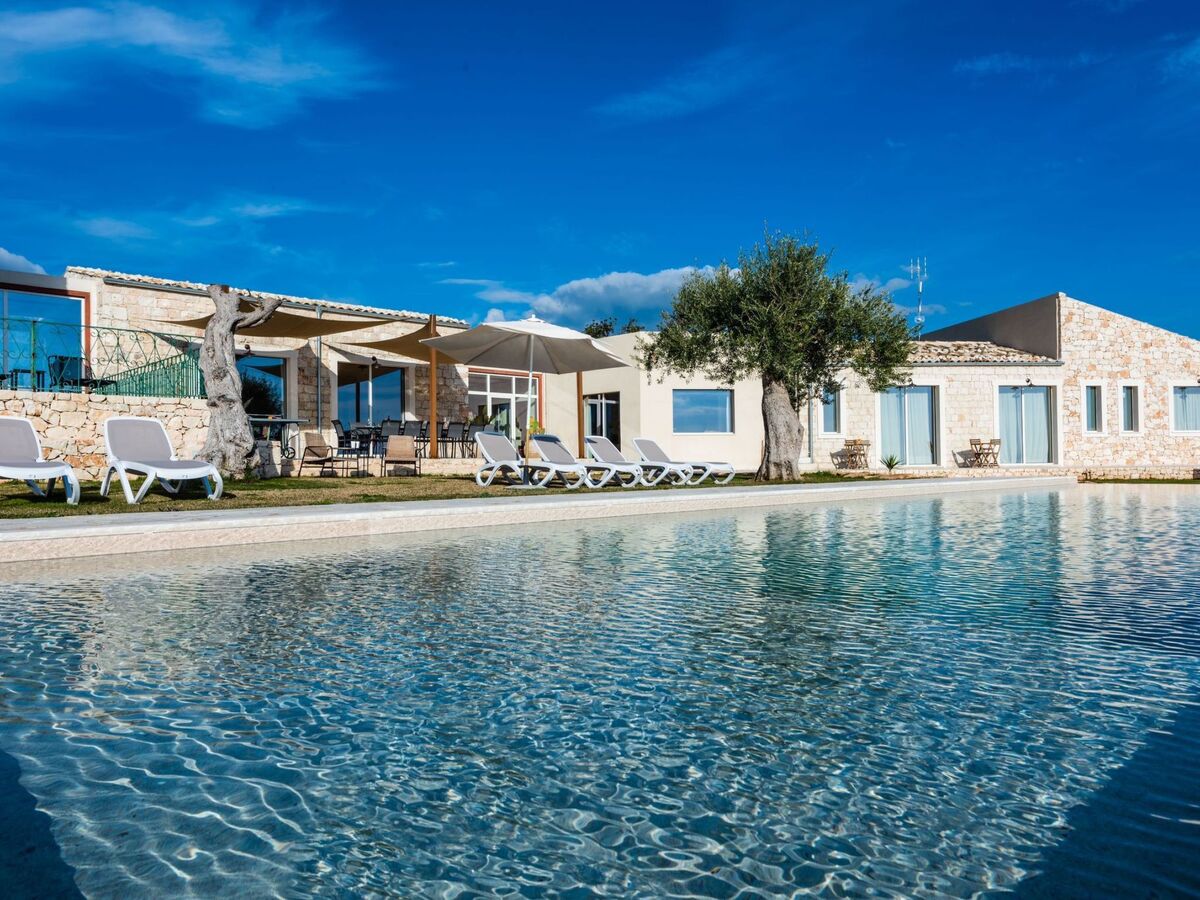 Casale degli Ulivi – Villa 7 chambres avec piscine à Scicli - Photo 2
