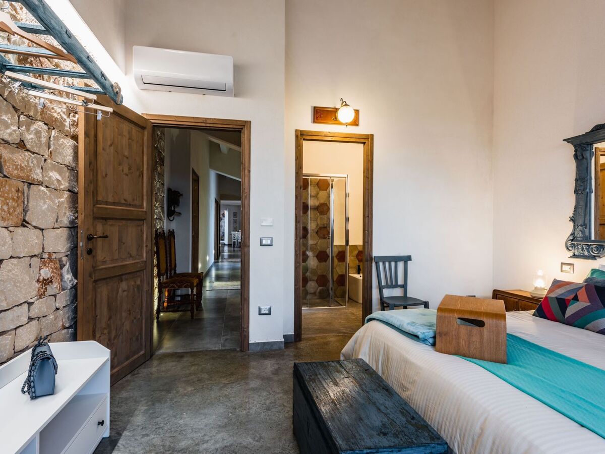 Casale degli Ulivi – Villa 7 chambres avec piscine à Scicli - Photo 14