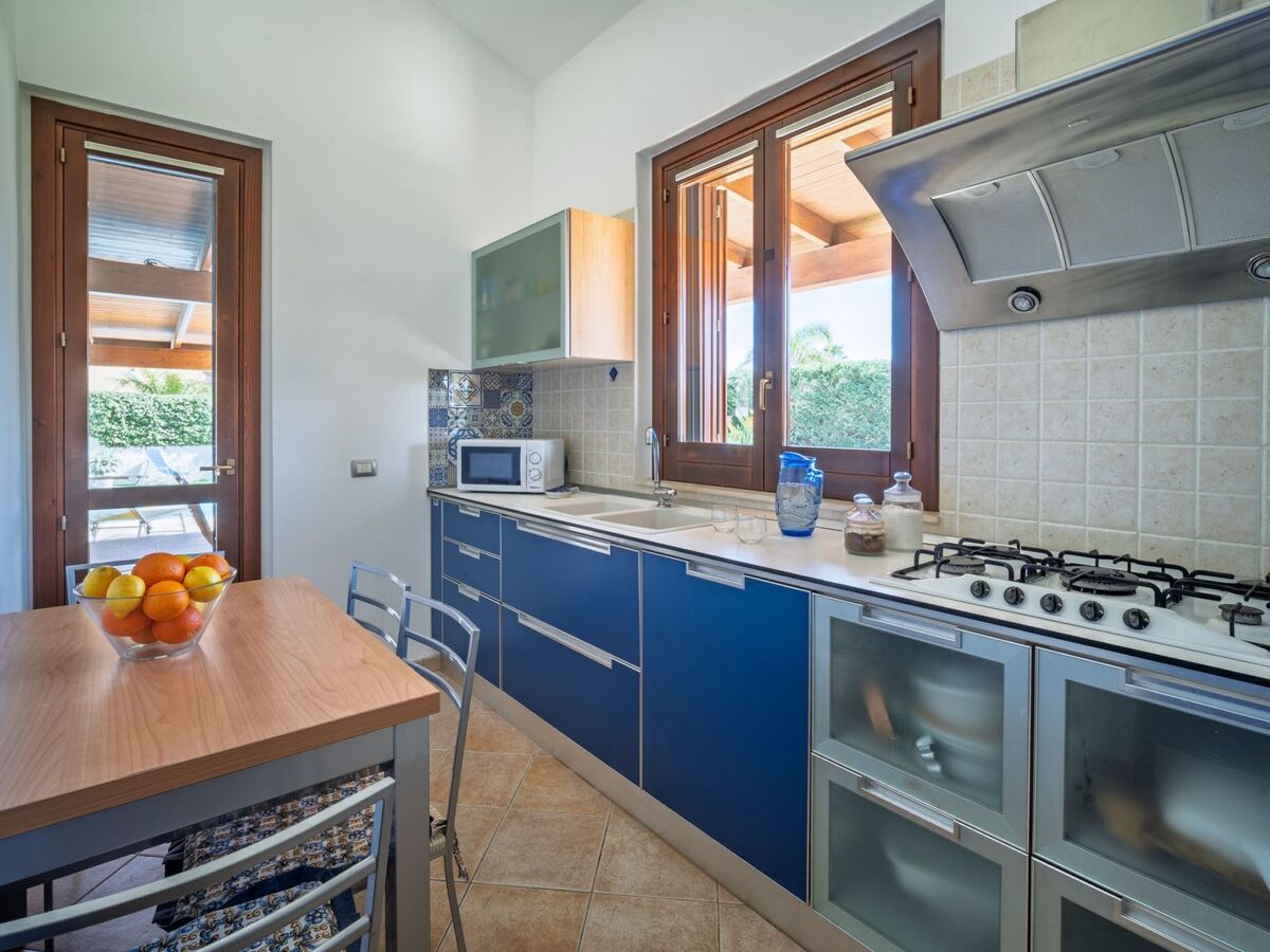 Villa Sterlizia à Scicli : piscine 11m, jardin 900m² - Photo 8