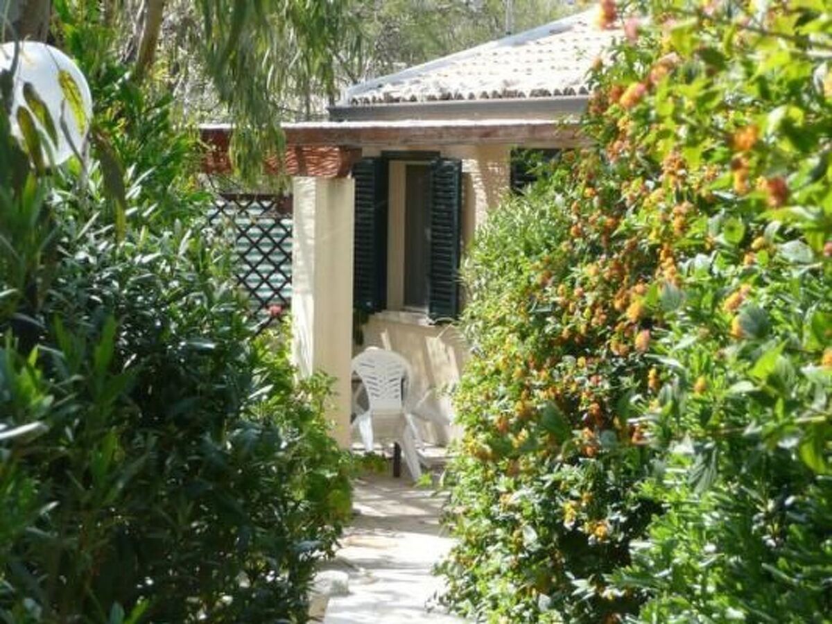 Bungalow La Perla di Sicilia, 30 m de la plage - Photo 7