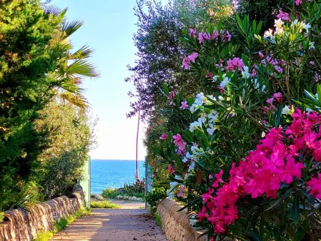 Location maison à Marina di Modica, Kleines ruhiges Ferienhaus direkt am Meer