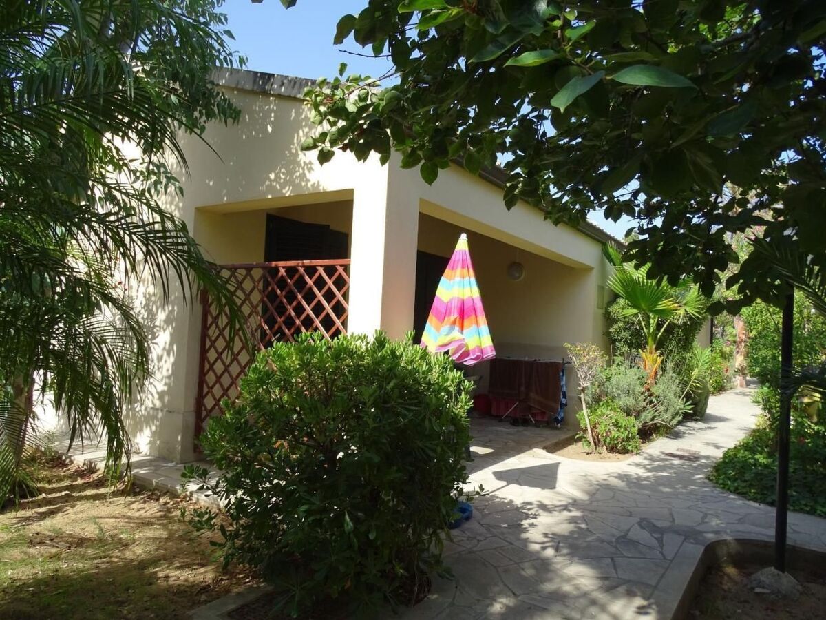 Bungalow La Perla di Sicilia, pieds dans le sable à Marina di Modica - Photo 2