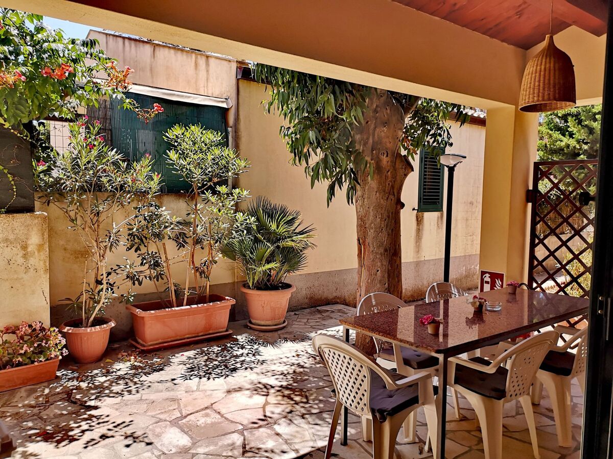 Bungalow La Perla di Sicilia, terrasse face à la plage - Photo 17