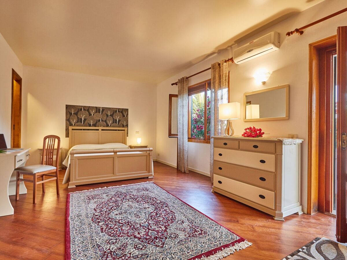 Villa 9 chambres, piscine et parc 15 000 m² à Marina di Modica - Photo 4