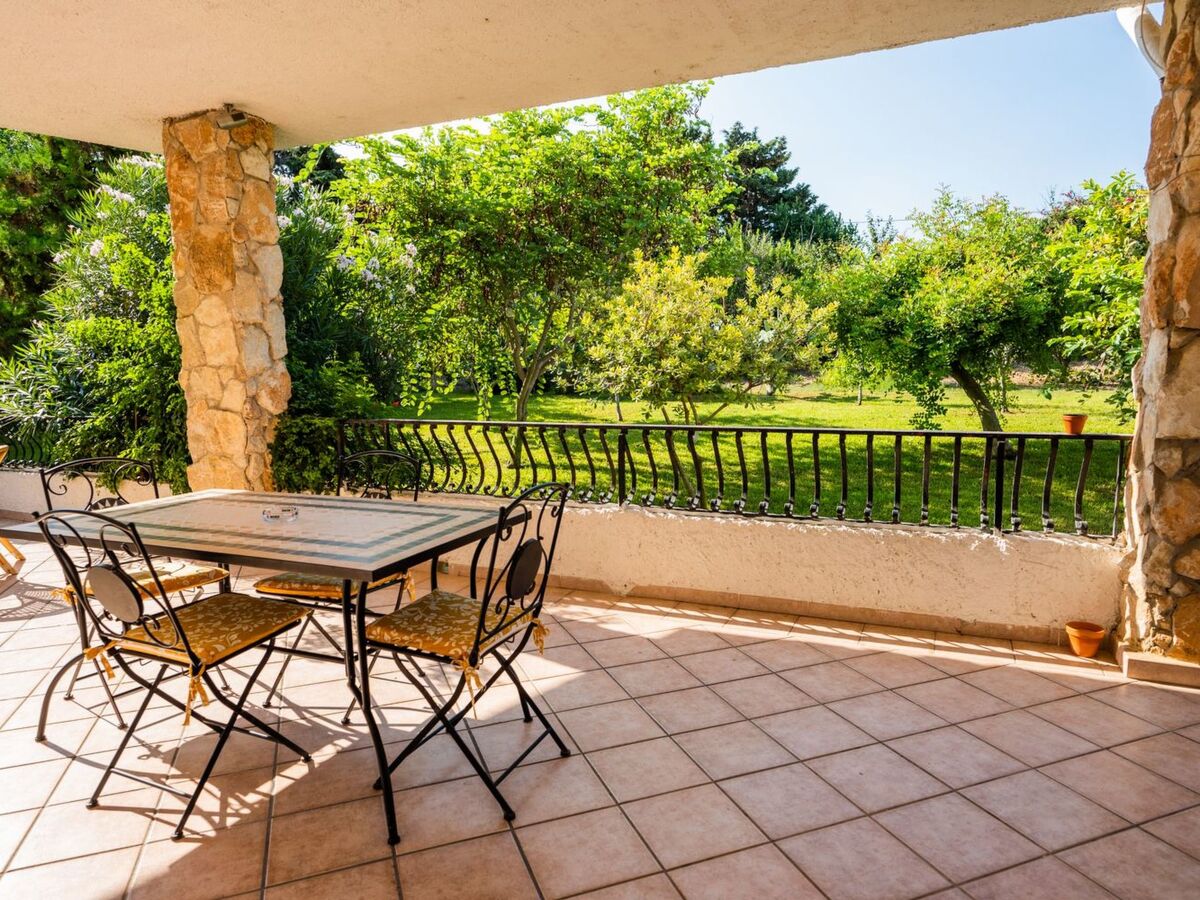 Maison 3 chambres à Ispica, jardin 4000 m² et parking - Photo 3