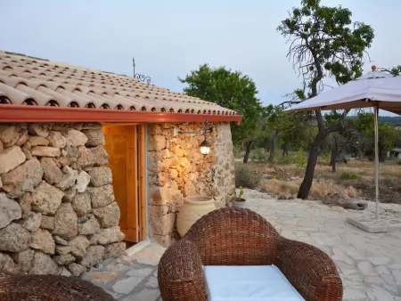 Mirriusa' Ferienhaus mit Jacuzzi, Maison 2 personnes à Calabernardo - Photo 1