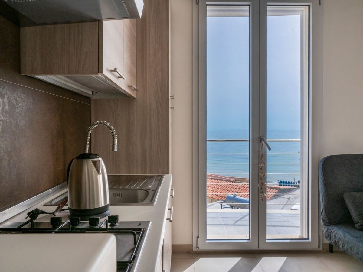 Appartement Cicirata Sea Beach, 20 m de la plage - Photo 6