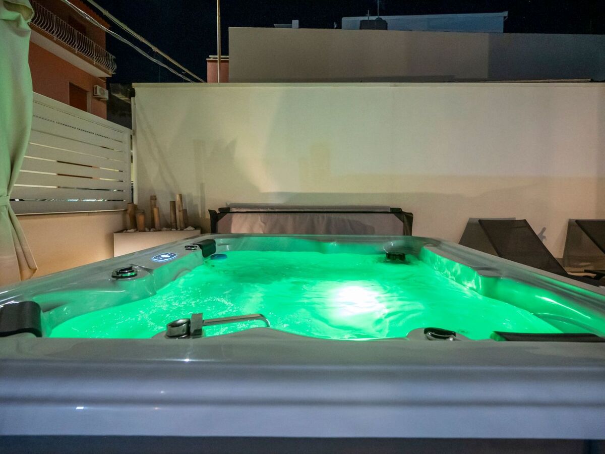 Mediterranea Suite, appartement 2 pers. avec jacuzzi à Avola - Photo 43