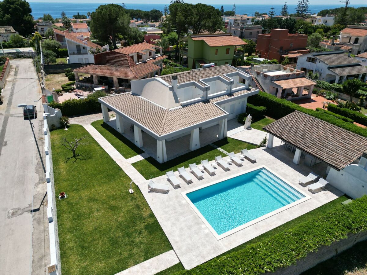 Villa 10 personnes avec piscine privée à Fontane Bianche - Photo 1