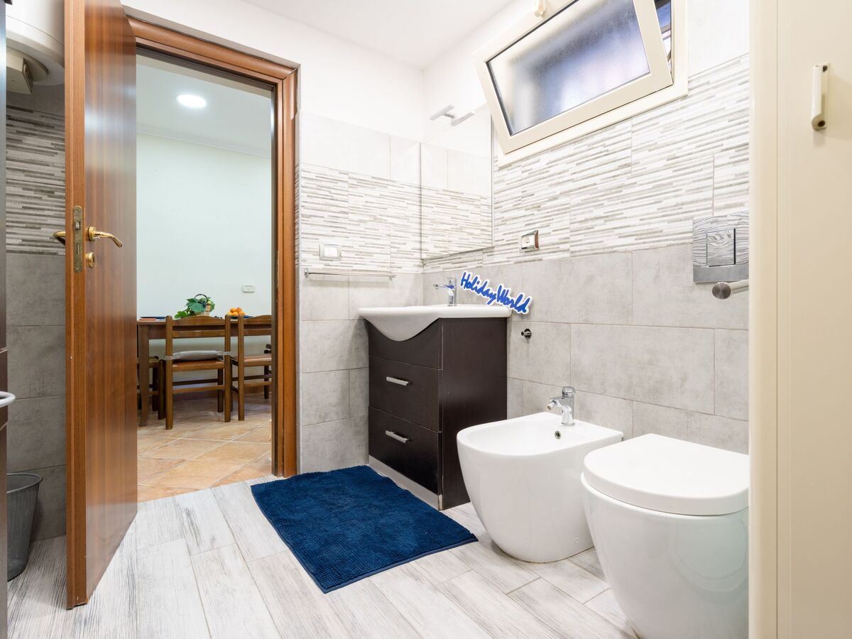 Casa Domiziano, appartement 4 pers. avec cour privée - Photo 10