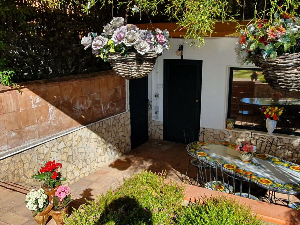 Zyklopenhaus – Maison avec mini-spa privé à Aci Catena - Photo 14