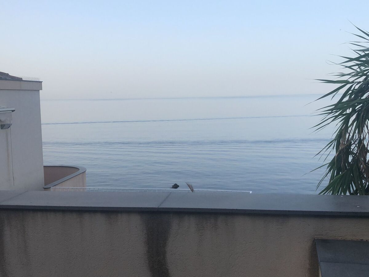 Villa bord de mer Acireale, 5000 m² et accès direct à la plage - Photo 2