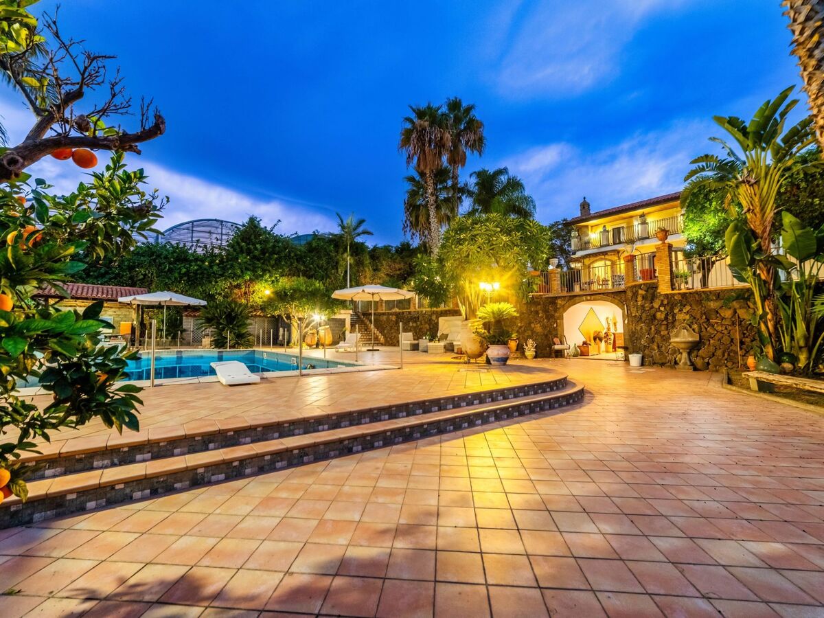 Villa Mamma Nella - 10 pers, piscine & vue Etna - Photo 8