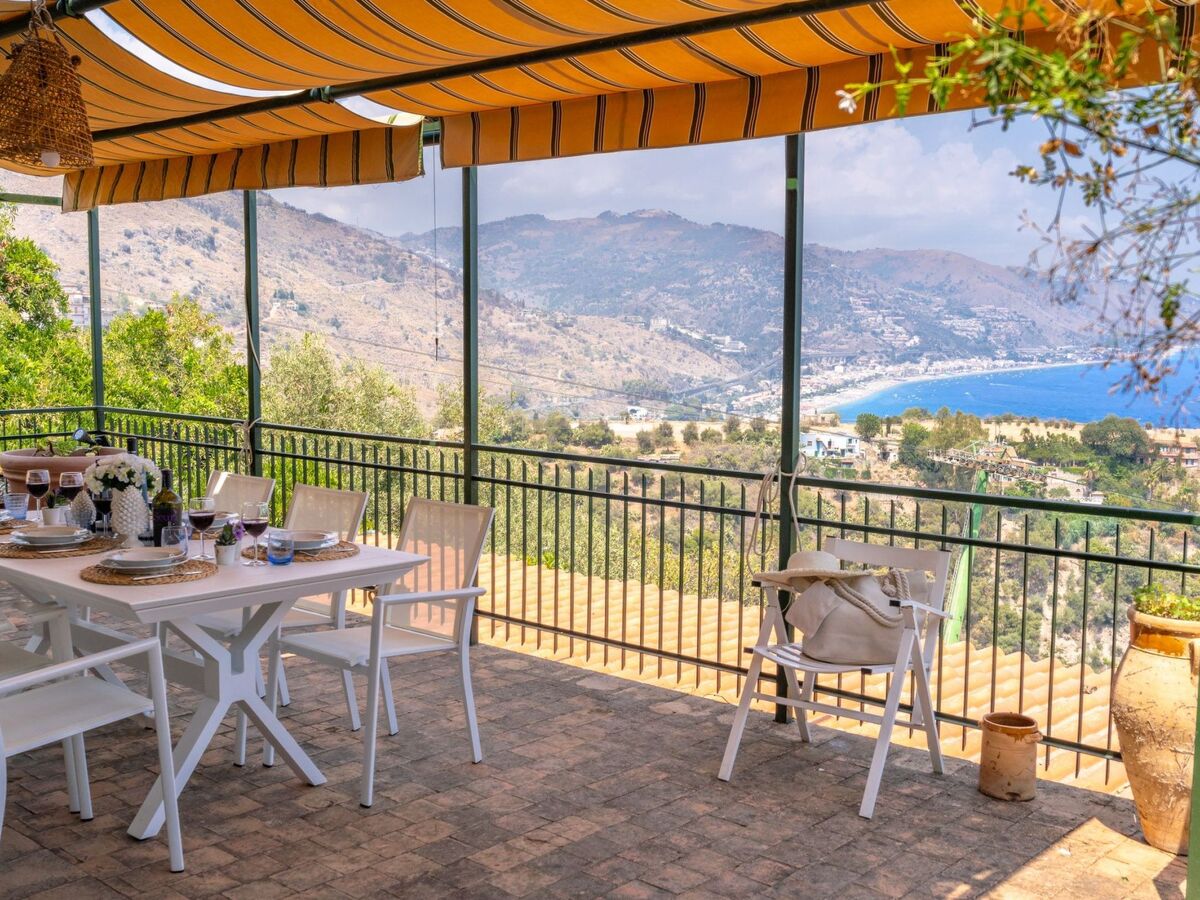 Angelo's Haus, maison 6 pers. avec jacuzzi à Taormina - Photo 33