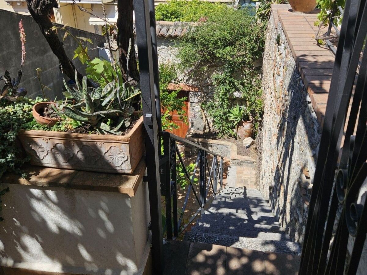 Casa Memi, appartement Taormina avec terrasse et vue mer - Photo 13