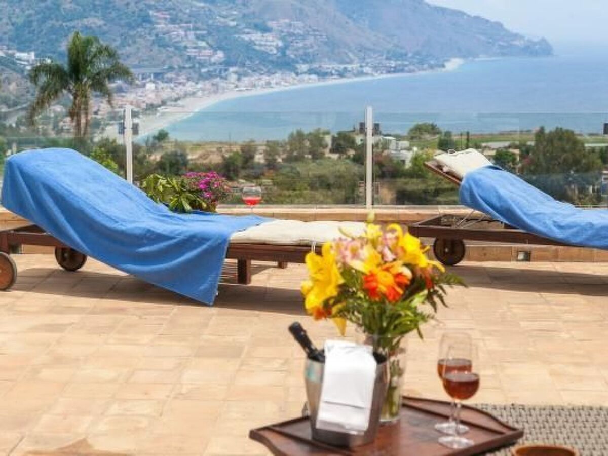Appartement vue mer à Taormina, jardin privé et piscine - Photo 24