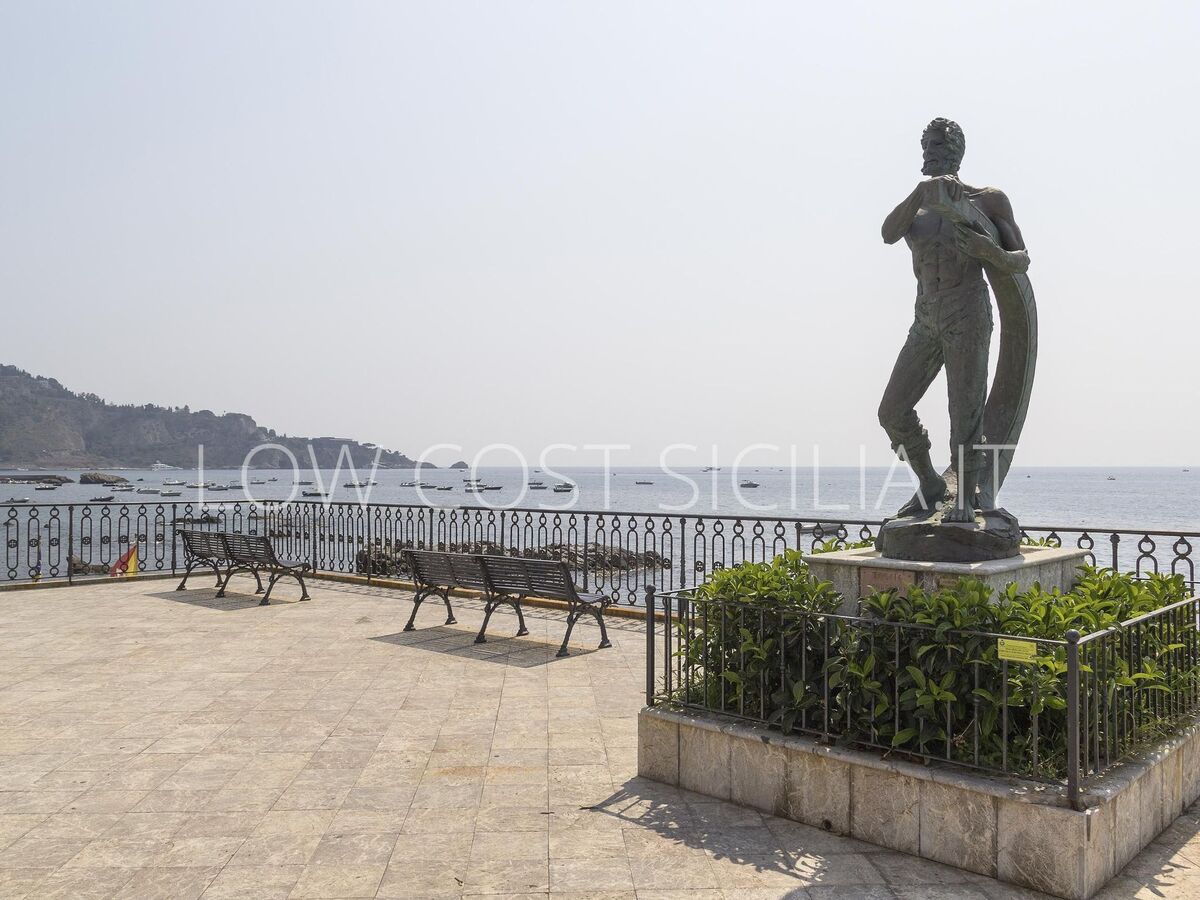 Zina Suite à 30m de la mer à Giardini Naxos - Photo 12