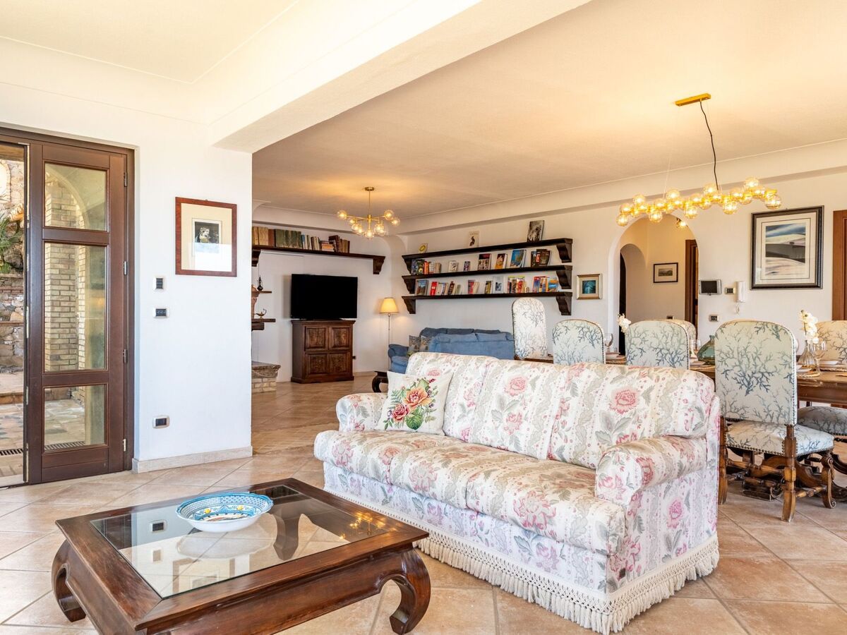 Villa Finù – Maison 5 chambres avec piscine à Letojanni - Photo 8