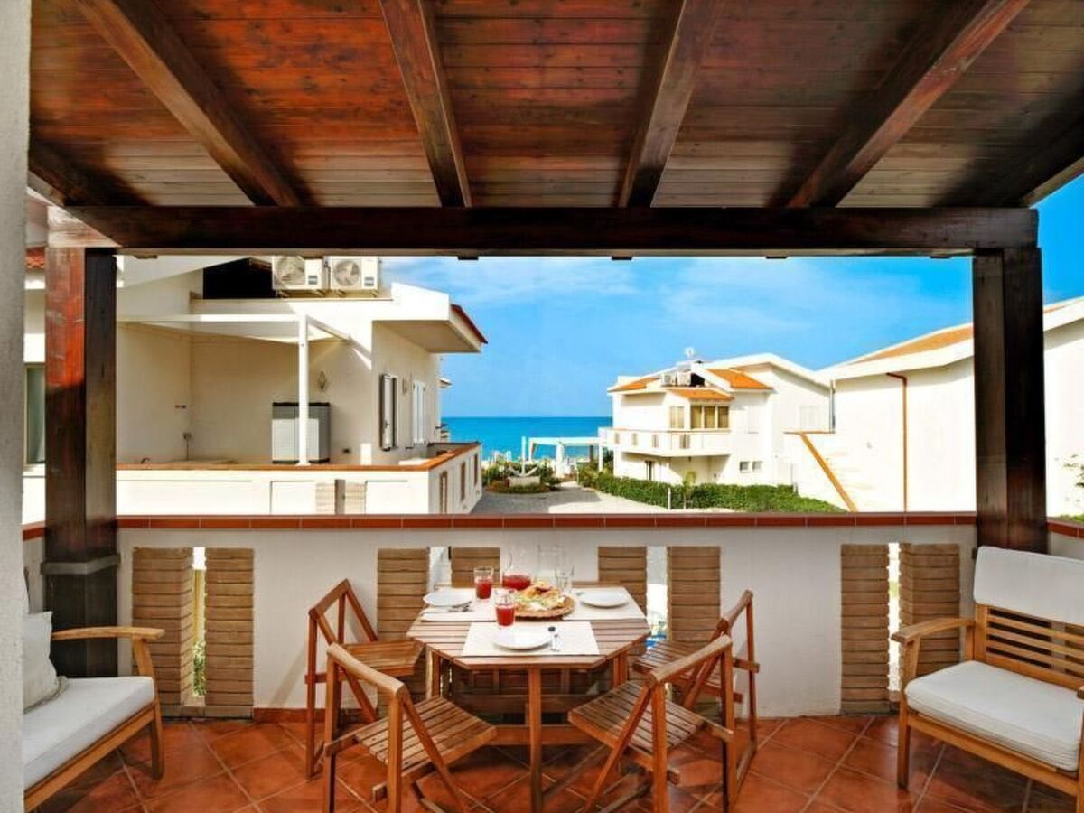 Appartement avec terrasse 15 m² face à la mer - Photo 15