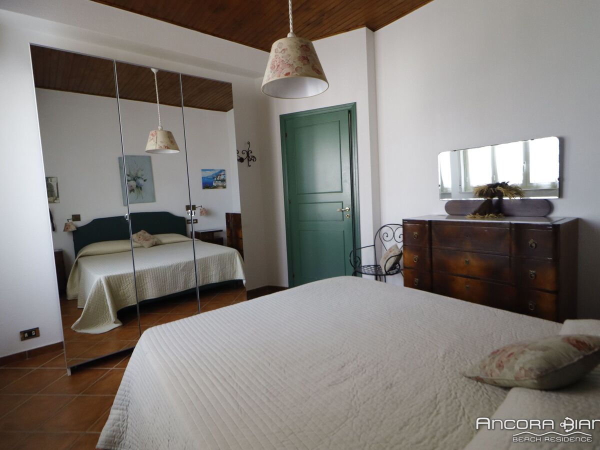 Appartement avec terrasse 15 m² face à la mer - Photo 28