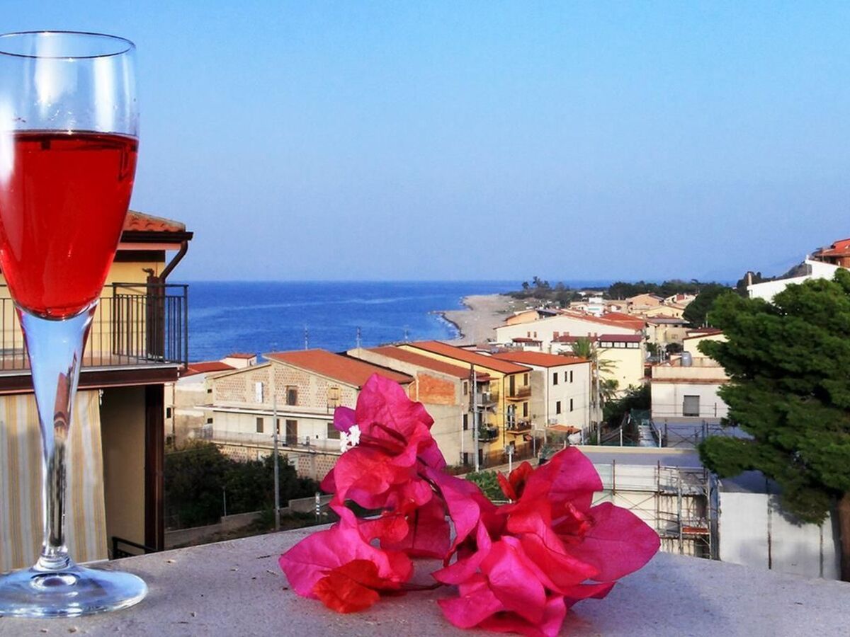 Appartement Luna Rossa, terrasse vue mer à Castel di Tusa - Photo 15