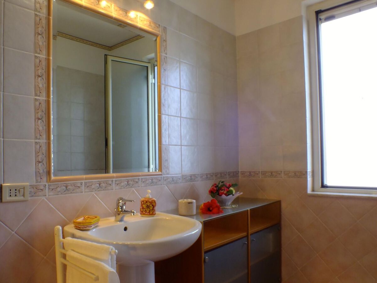 Appartement avec vue mer à Castel di Tusa - Photo 5
