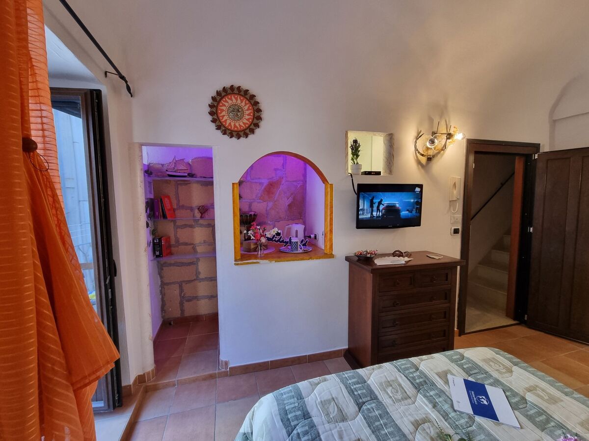 Theo's House, appartement avec balcon à Cefalù - Photo 11