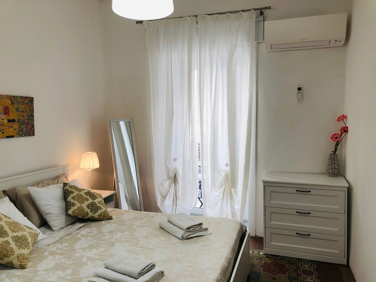 Appartement centre Cefalù, balcon vue rue à 50m de plage - Photo 3