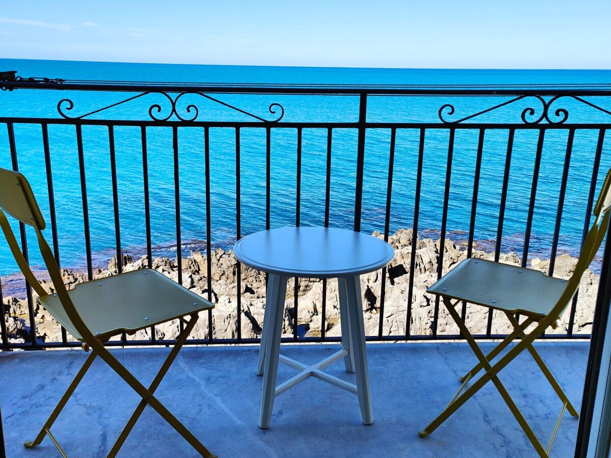 Studio vue mer avec balcon à Cefalù, 50 m de la plage - Photo 1