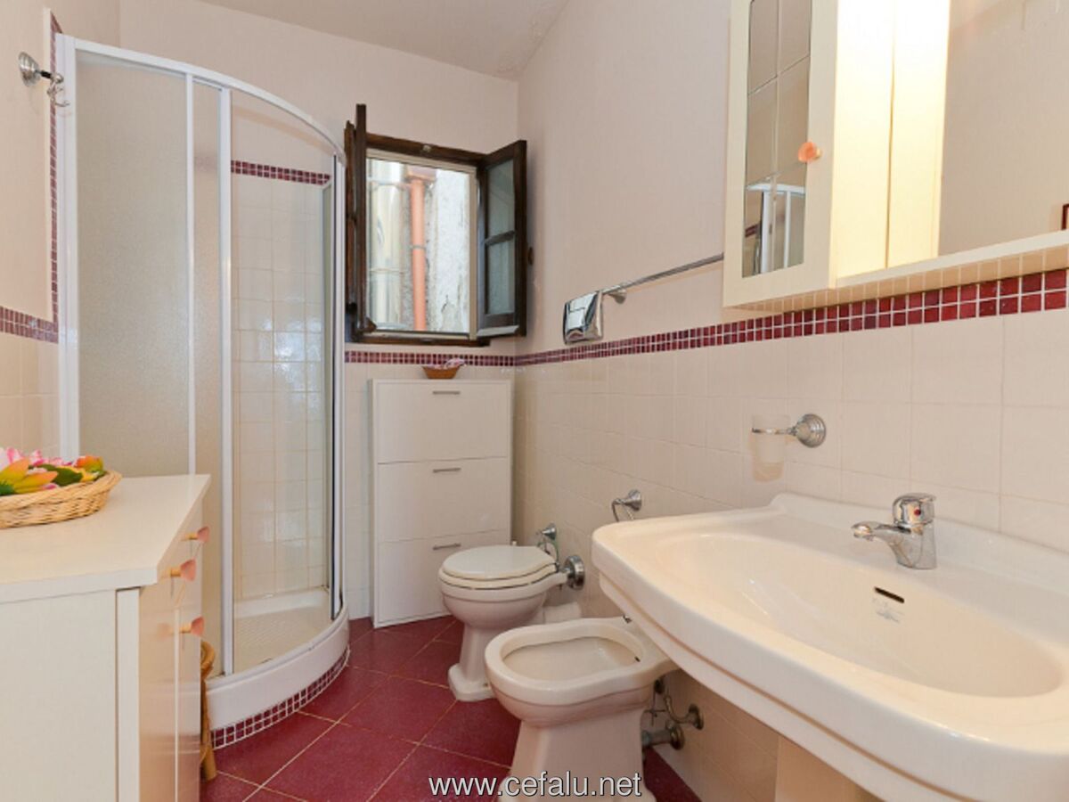 Appartement Terrazza Lara, plage à 20 m, Cefalù - Photo 10