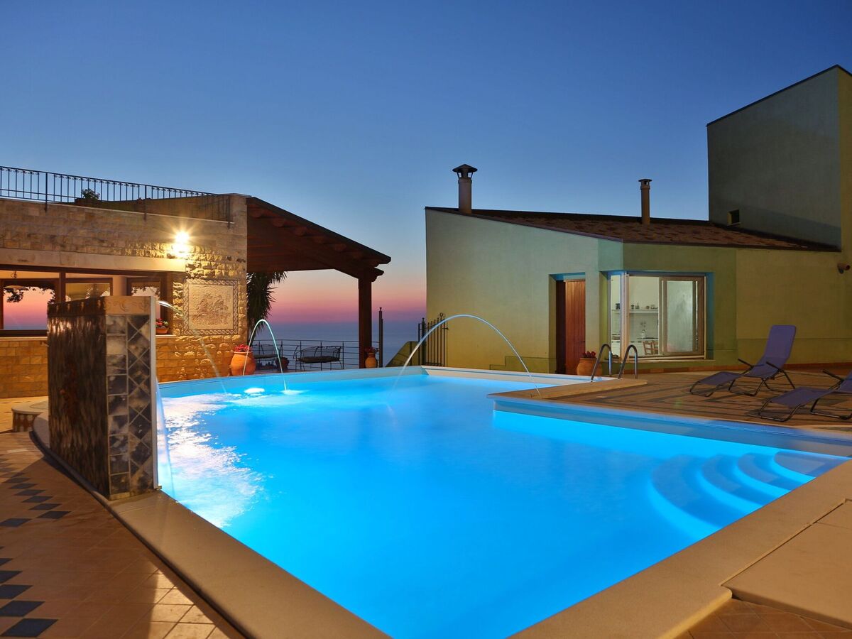 Villa Orizzonte, 10 pers., piscine et vue mer à Cefalù - Photo 23