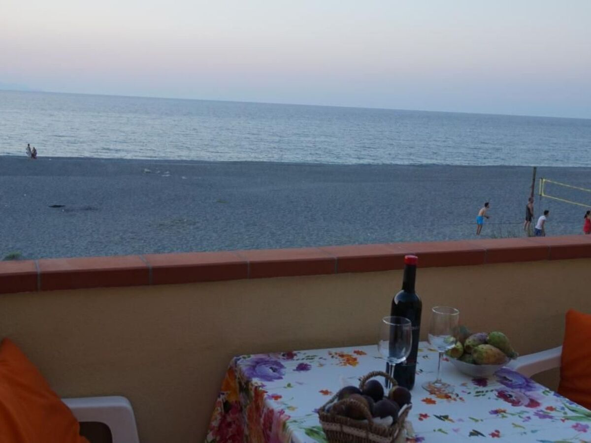 Seeterrasse – Appartement face à la mer, Malfa - Photo 1