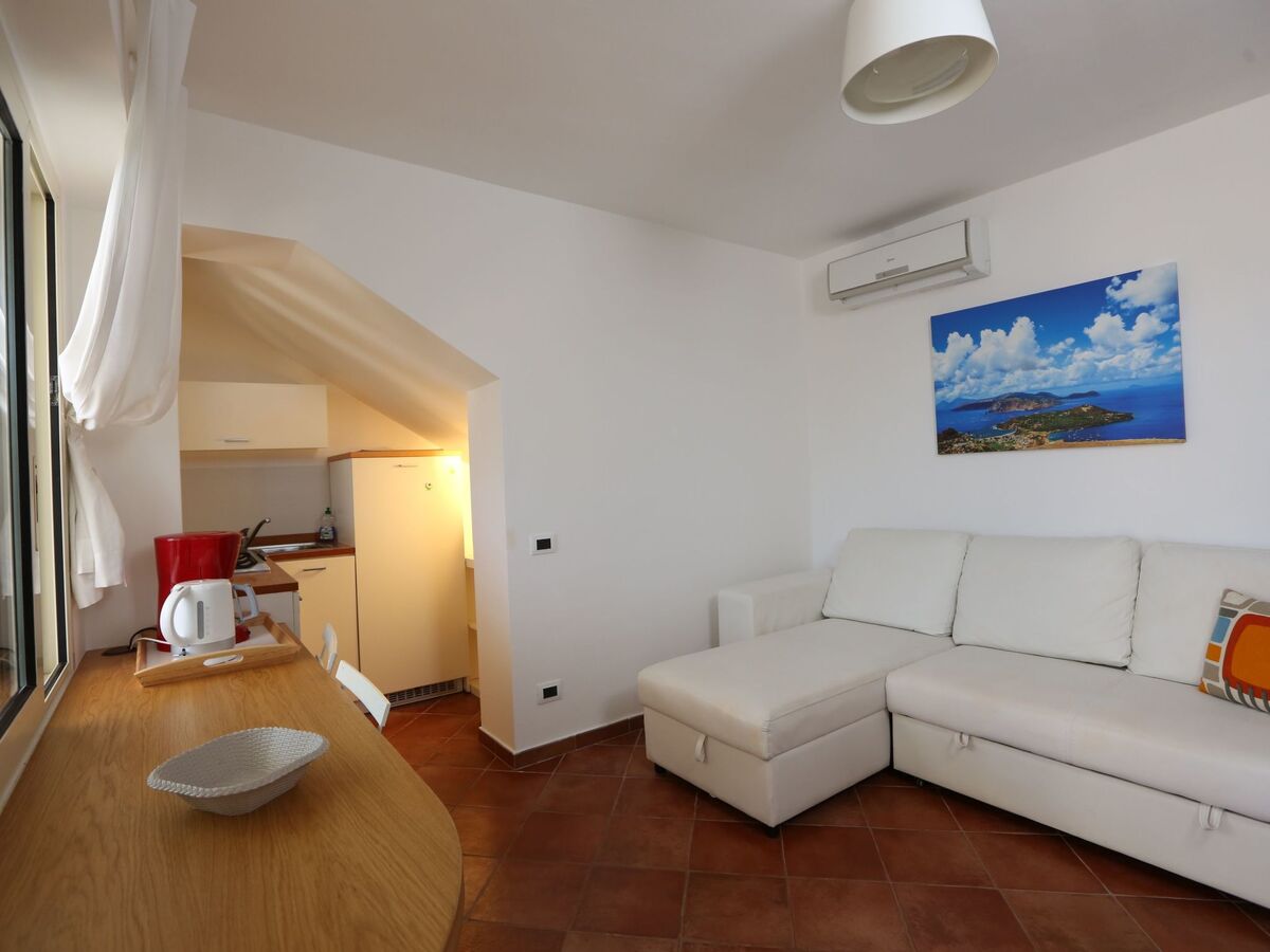 Appartement face aux îles Éoliennes à Malfa - Photo 23