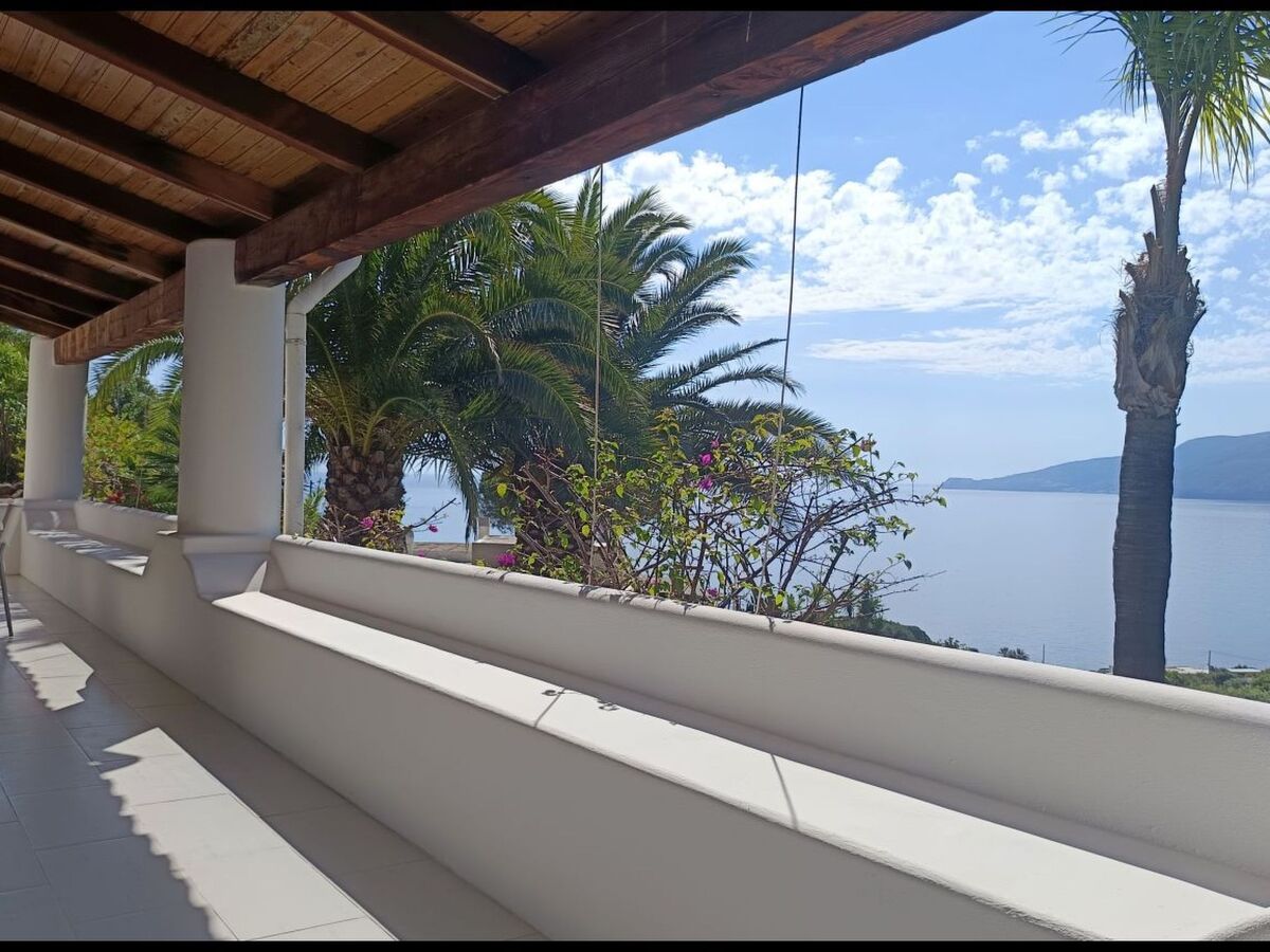 Villa 6 personnes à 50 m de la plage, Malfa - Photo 2