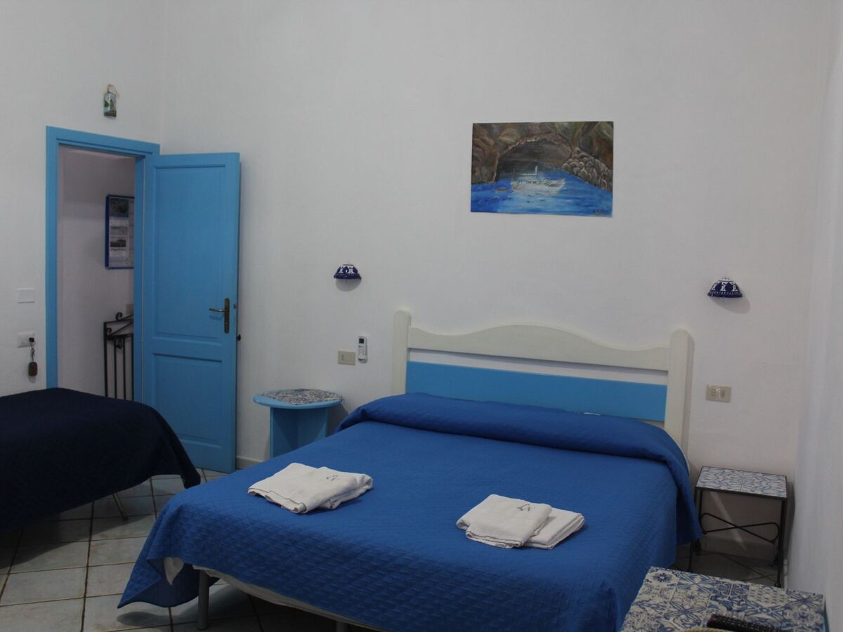 Studio vue mer à Lipari, 100 m du port - Photo 10