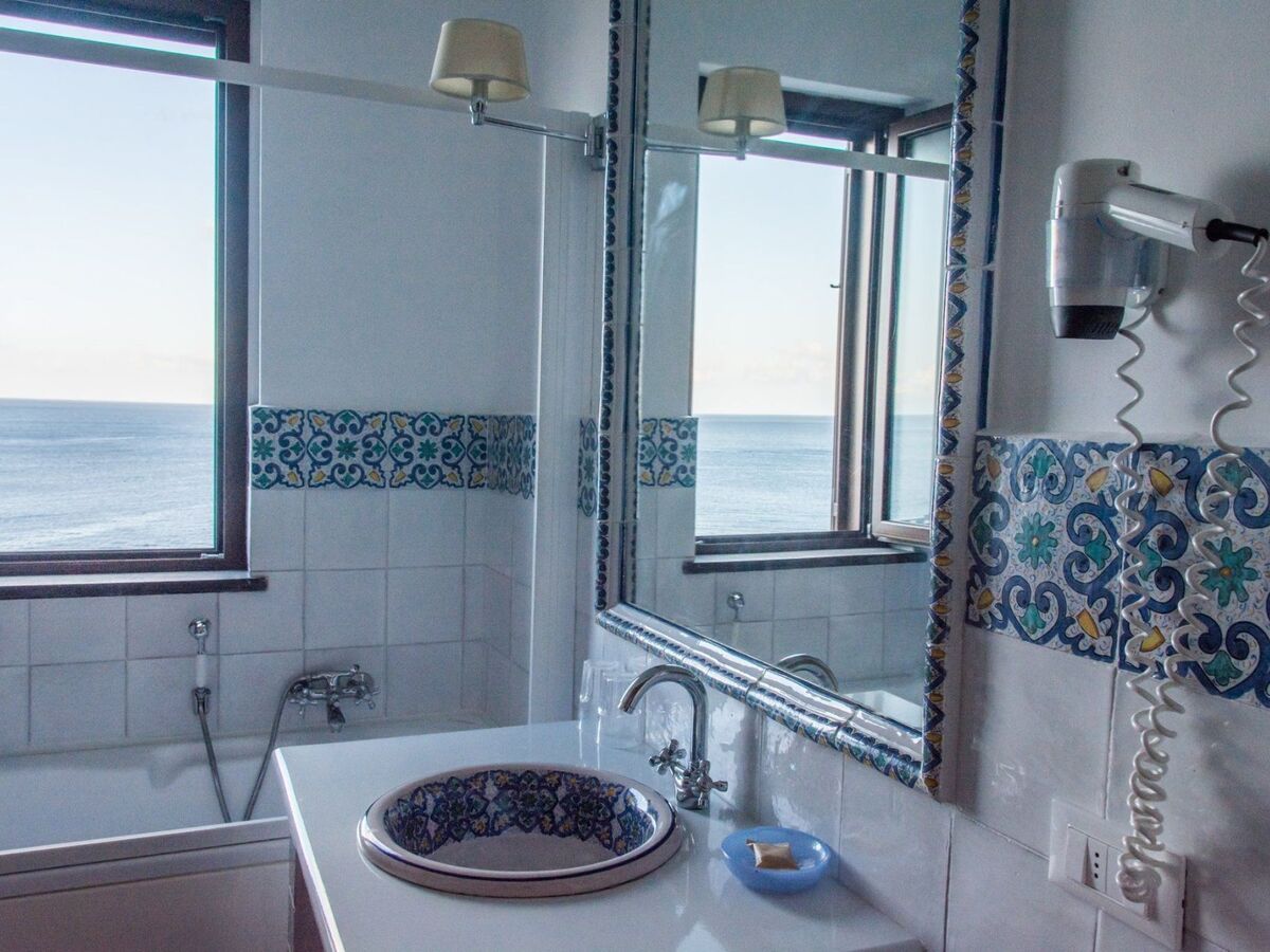 Chambre avec vue mer aux Îles Éoliennes, Lipari - Photo 6