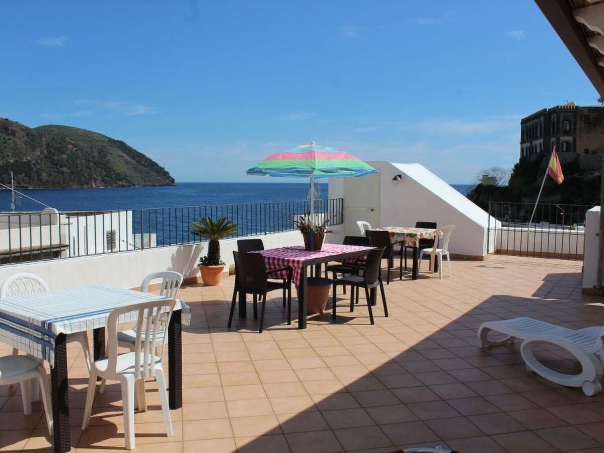 Studio Bartolo à Lipari, terrasse panoramique face à la mer - Photo 5