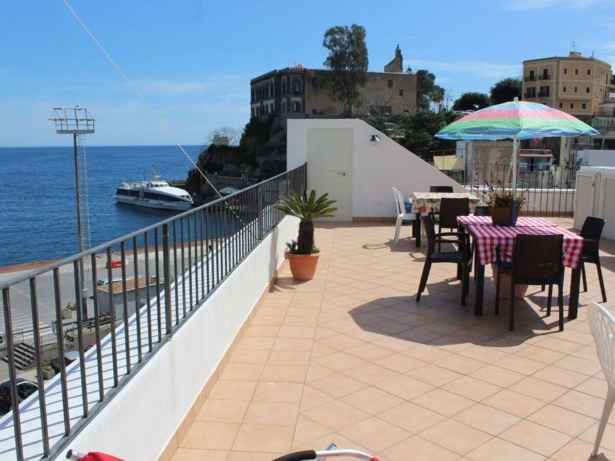 Studio Bartolo à Lipari, terrasse panoramique face à la mer - Photo 6