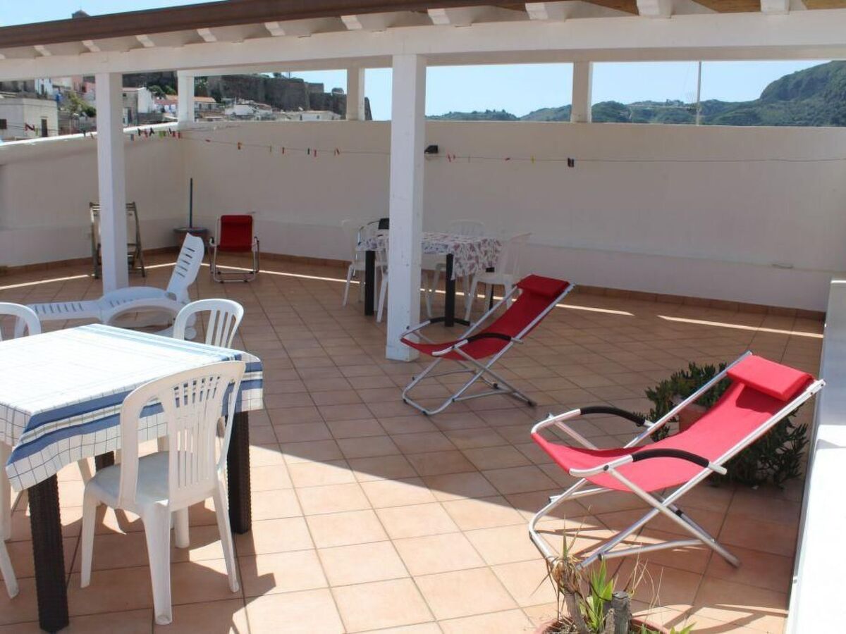 Studio Bartolo à Lipari, terrasse panoramique face à la mer - Photo 7