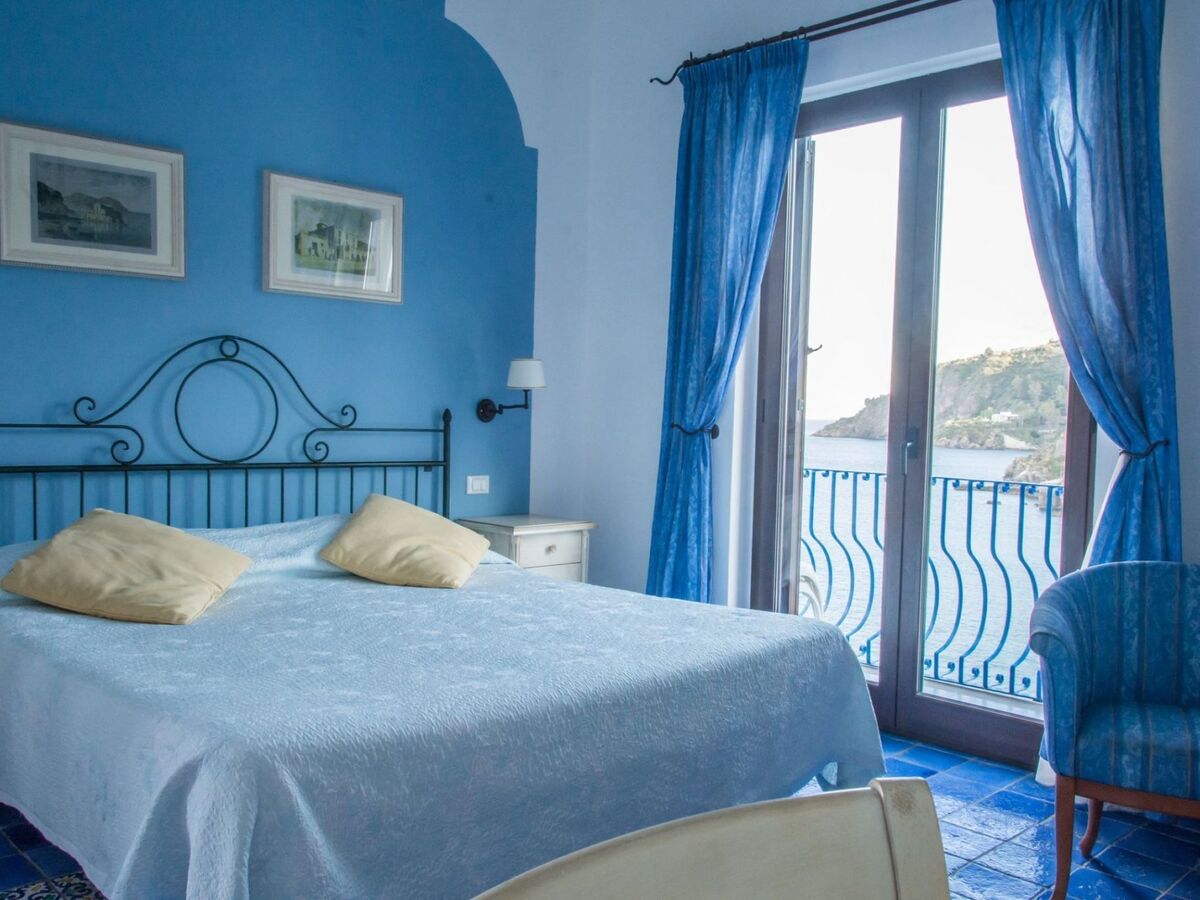 Chambre vue mer aux Eolie – Lipari, direct plage - Photo 1